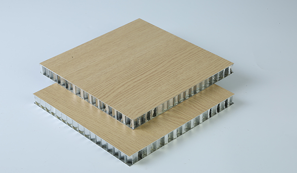 蜂窝铝板价格多少钱一平方?铝蜂窝板厂家哪家好?