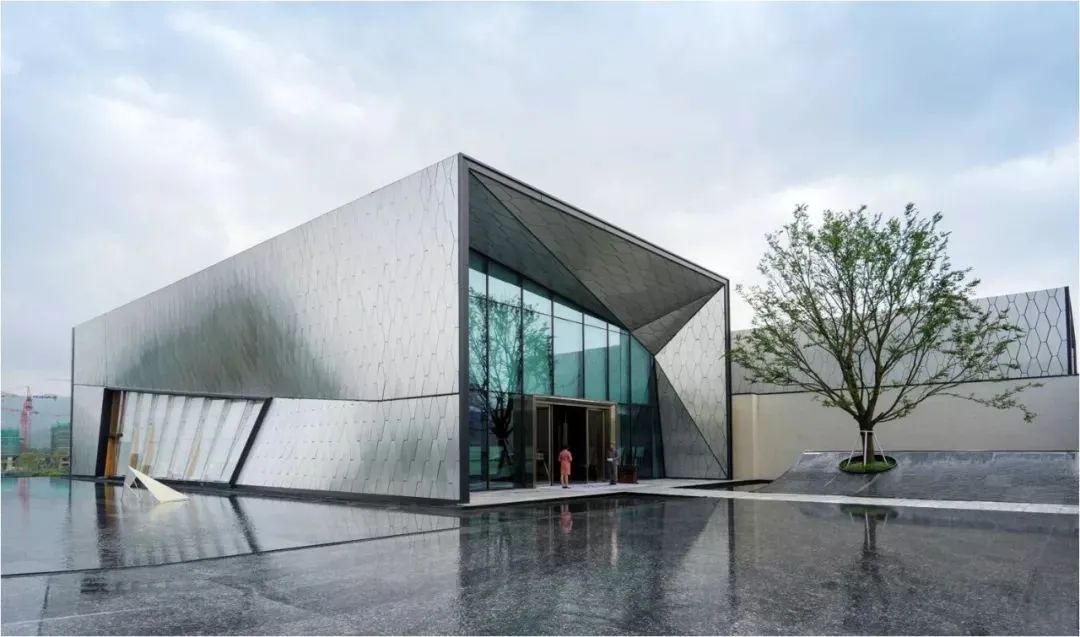 一篇文章带你了解蜂窝铝板的安装施工流程