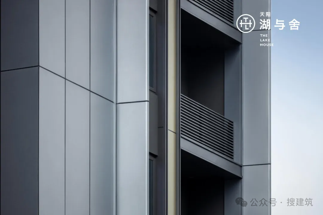 高端豪宅 | 外立面：都“卷”四面铝板了！！